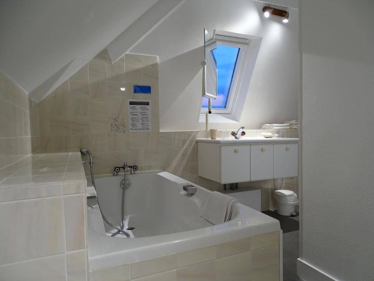 La Granitiere Maison De Charme 생 바스트 라 우게 외부 사진