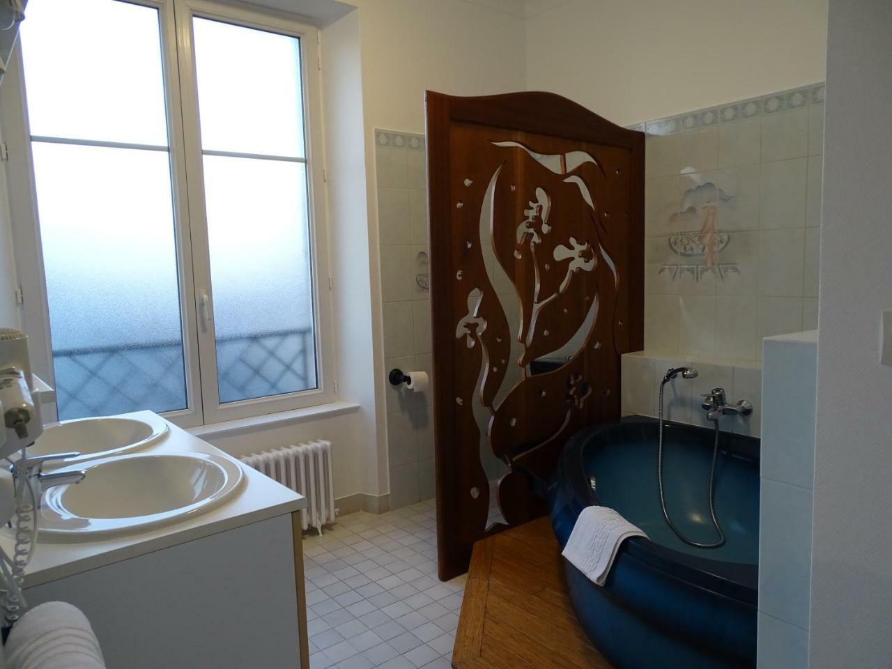 La Granitiere Maison De Charme 생 바스트 라 우게 외부 사진